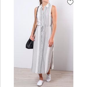 ROKOKO Black & White Striped Shirtdress